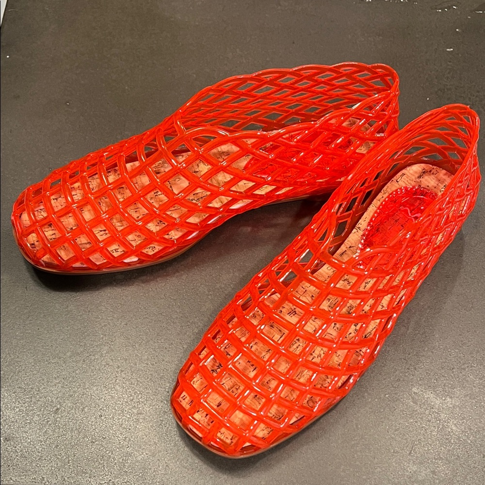 Amazon Red Women's Mesh Flats